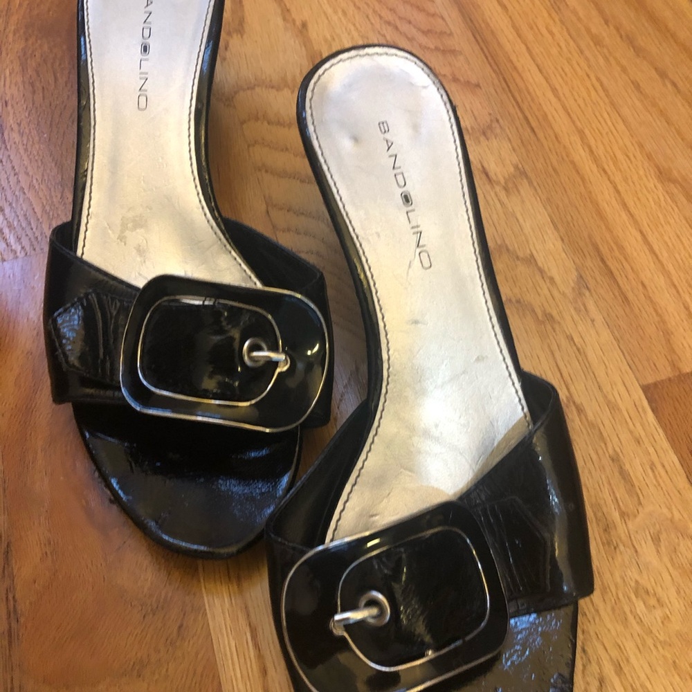 Black Bandolino sandals